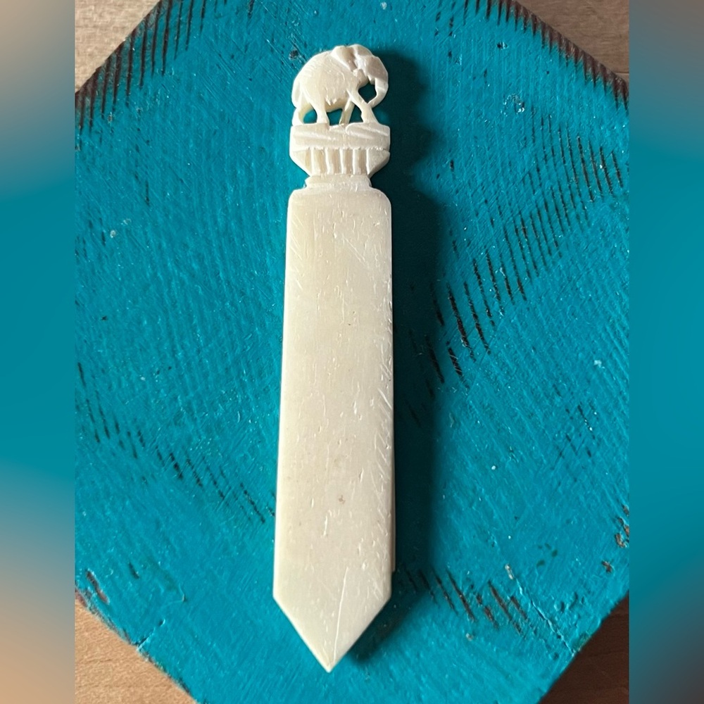Antique Victorian Carved Bone Elephant Bookmark Page Marker
